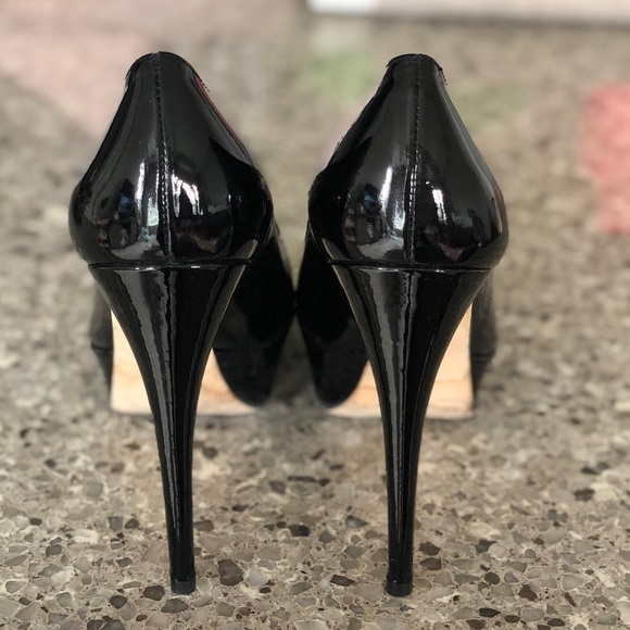 Stuart Weitzman Patent Leather Platform Highheels - Picture 3 of 7